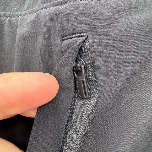 Athleta Skort Women’s size 12  Black Zip Pockets Elastic Waist Shorts Tennis Run - Picture 3 of 9